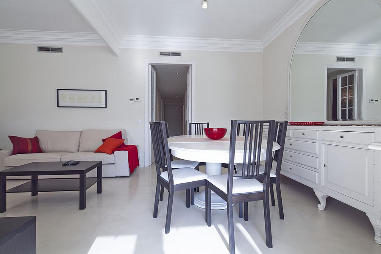 Central And Spacious Family Apartment Βαρκελώνη Εξωτερικό φωτογραφία