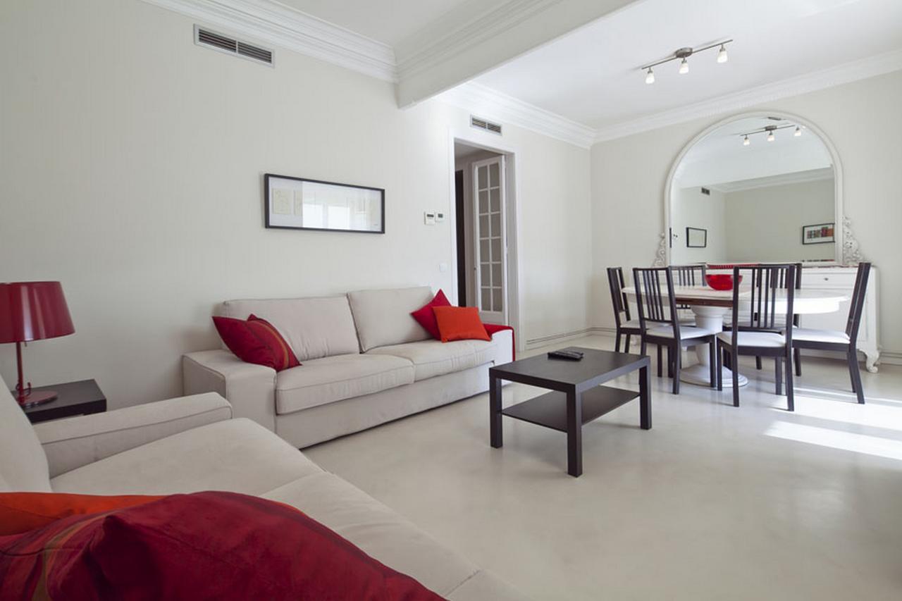 Central And Spacious Family Apartment Βαρκελώνη Εξωτερικό φωτογραφία